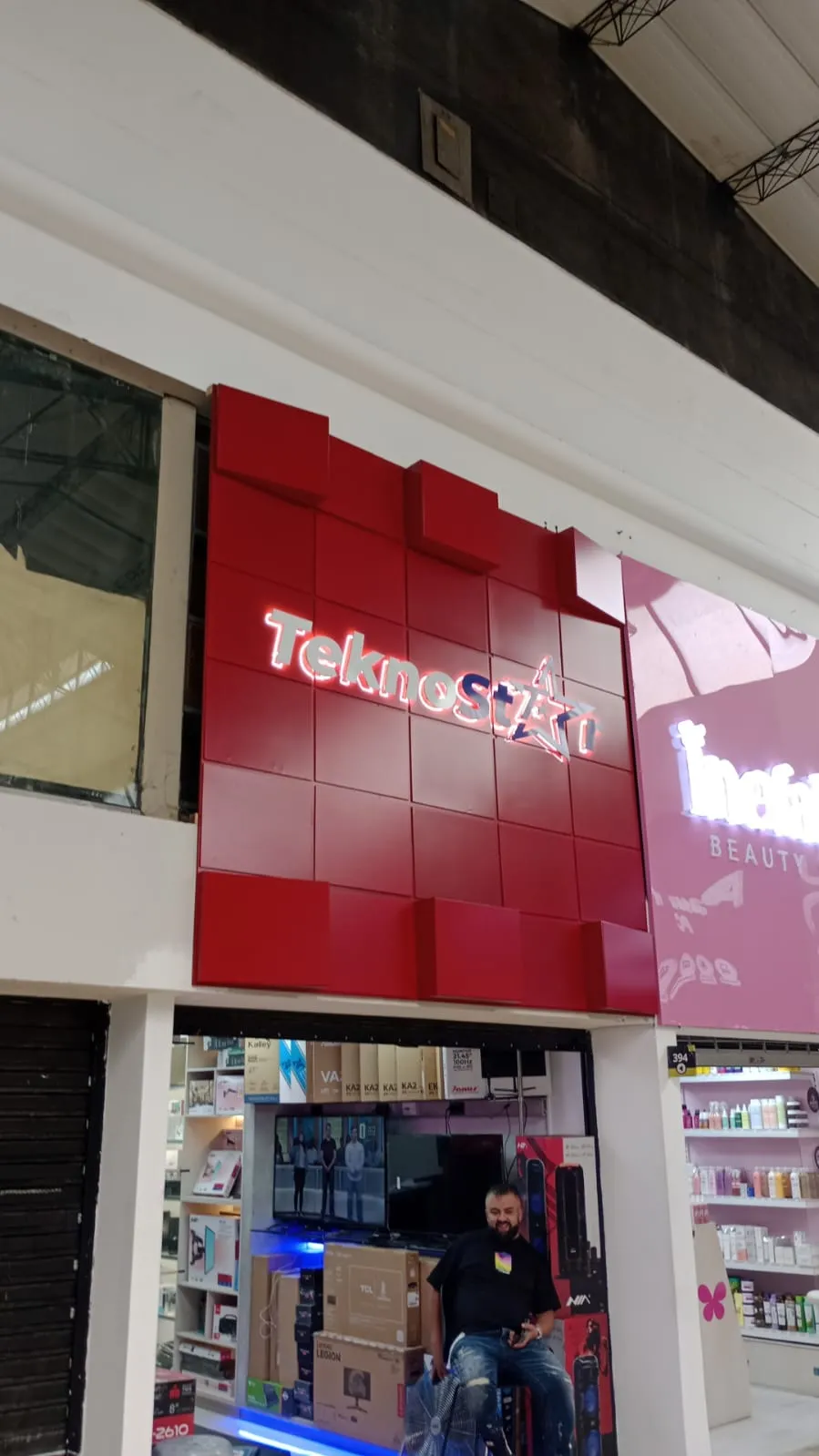 Teknostar — Halo LED · Medellín